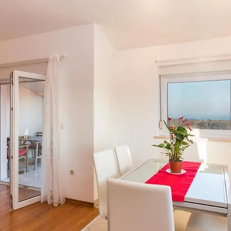 Sea View Апартаменты *