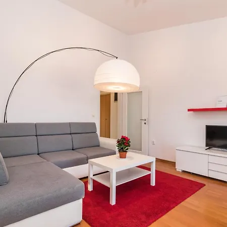 Sea View Apartman Liznjan